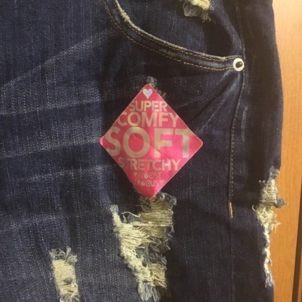Almost Famous Dark Wash Distressed Destroyed bottom cuff Jean Denim shorts 13 - Picture 3 of 12